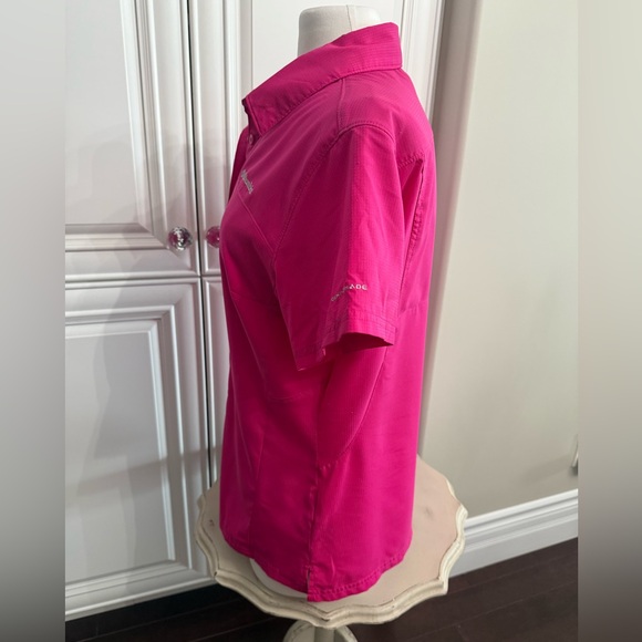 Columbia Large Fuchsia Omni-Shade Sun Protection Short Sleeve Button Down Shirt - Picture 10 of 14